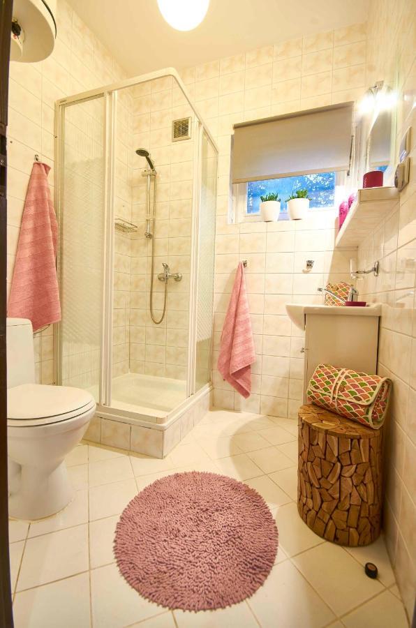 Arenda Apartamenty&Domki Caloroczne Sierakow  Dış mekan fotoğraf