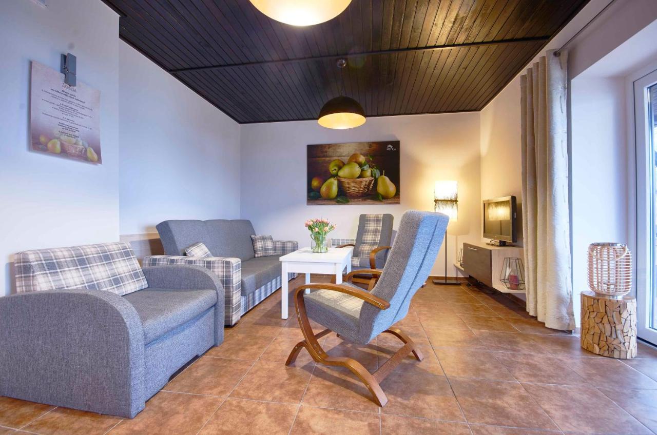 Arenda Apartamenty&Domki Caloroczne Sierakow  Dış mekan fotoğraf