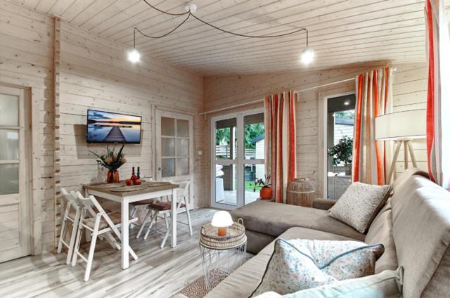 Arenda Apartamenty&Domki Caloroczne Sierakow  Dış mekan fotoğraf